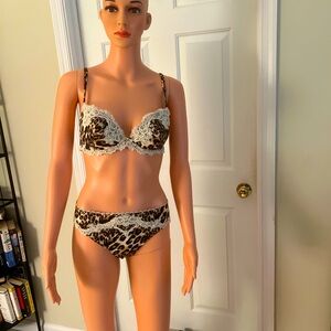 Wild Elegance Leopard Print Bra and Panty Set